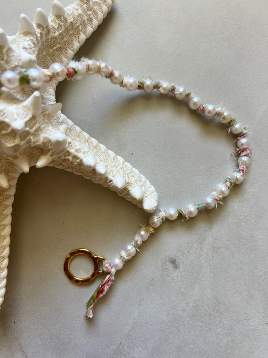 Coquette Pearl Necklace